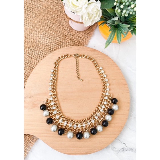 kalung mutiara rhinestone