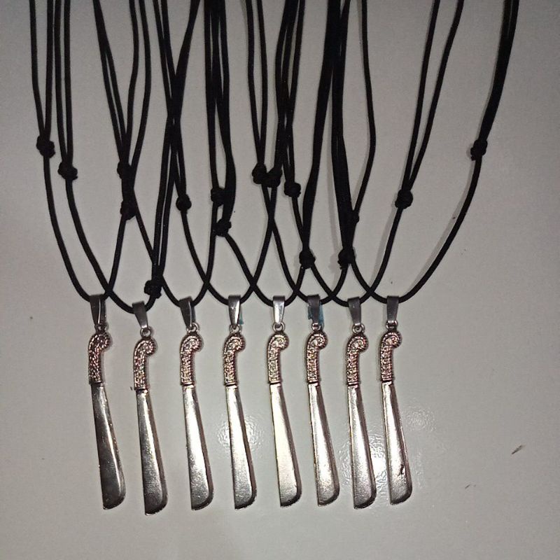 kalung+liontin
