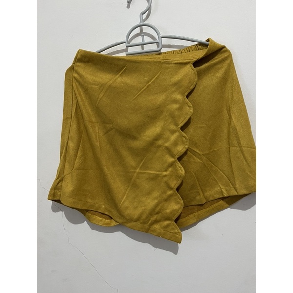rok celana velvet