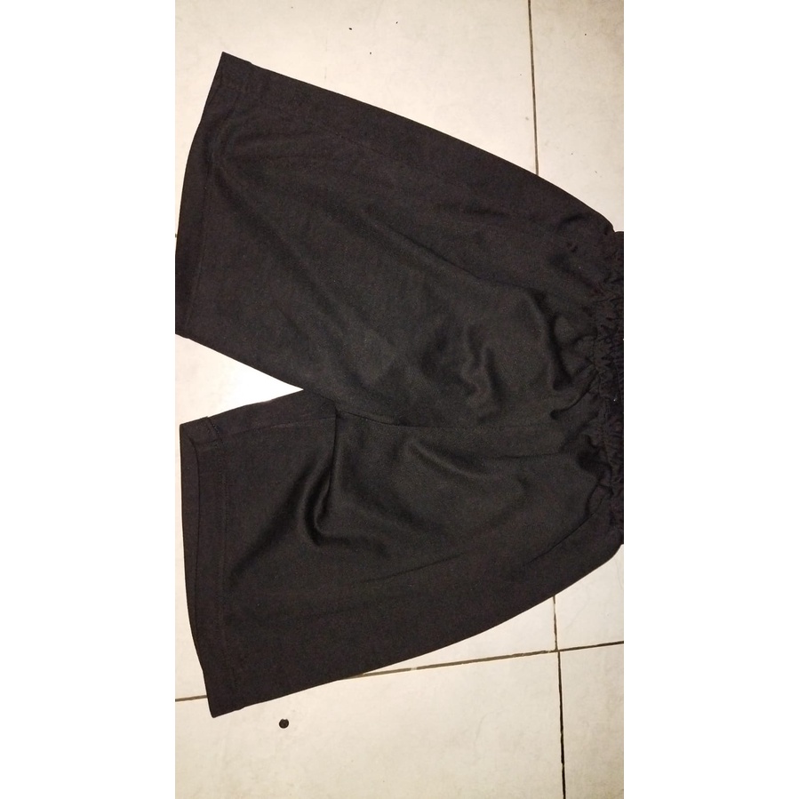 Celana Polos Hitam