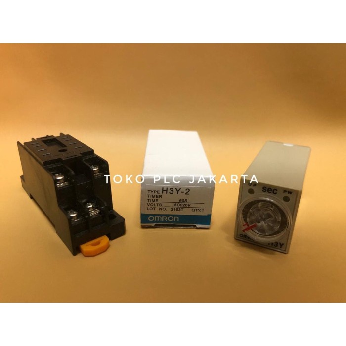H3Y-2 Delay Timer Relay OMRON + Socket Base 220VAC 60s H3Y 2