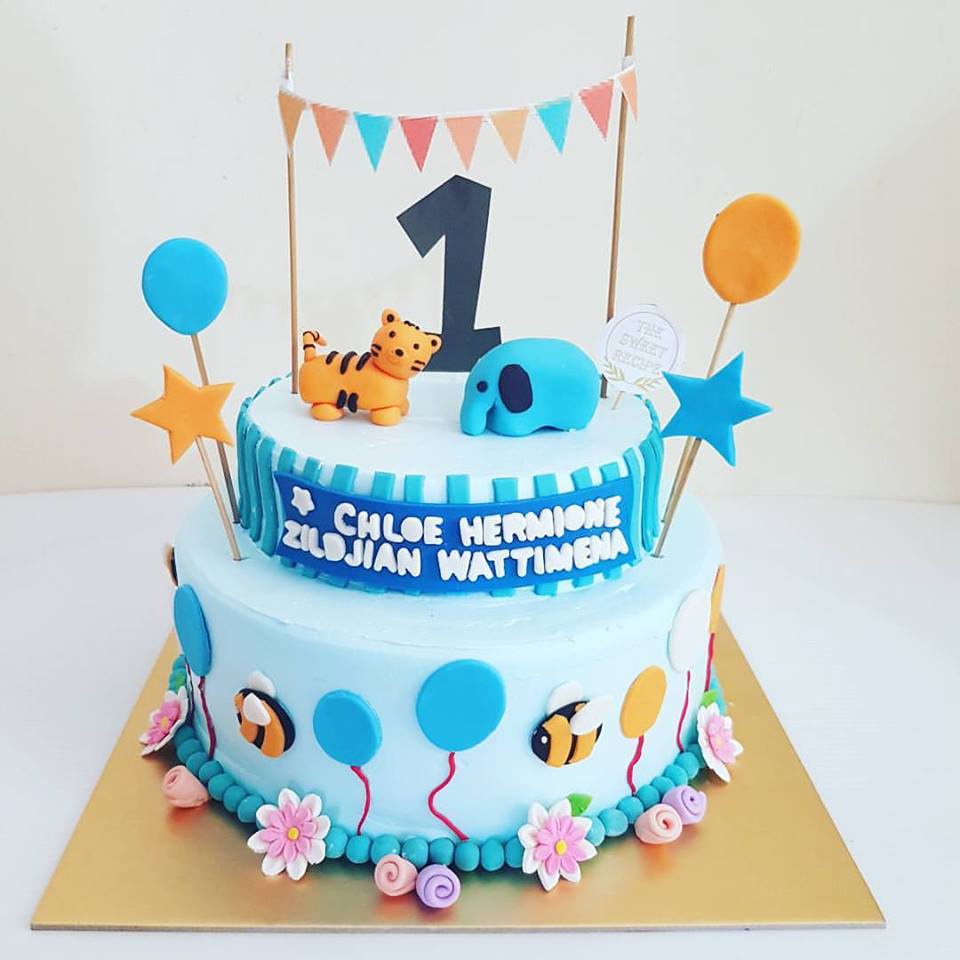 Elephant & Tiger Cake