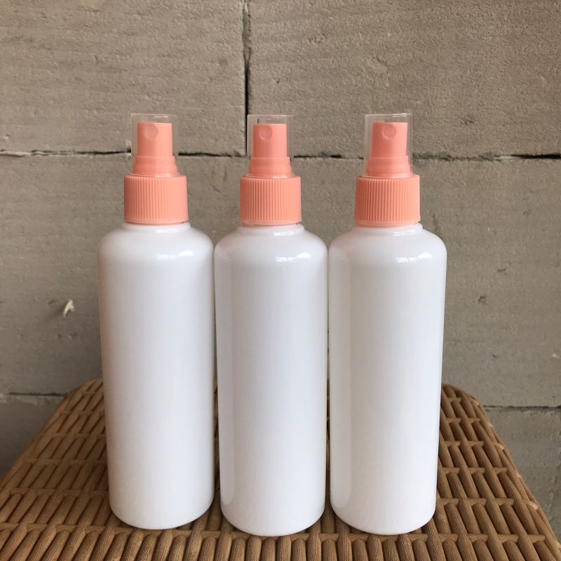 Botol 250ml putih tutup spray peach