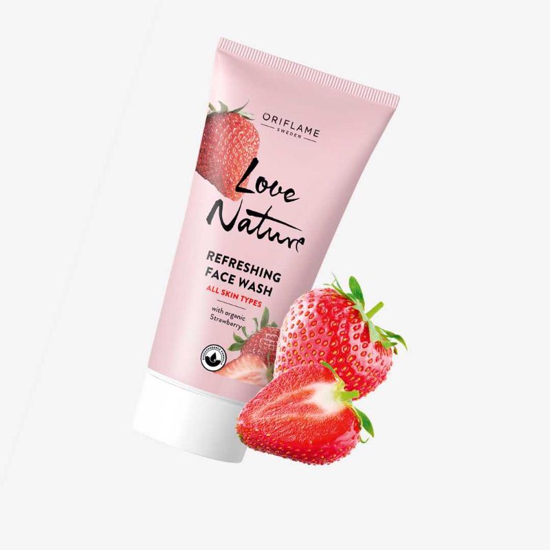 Refreshing Face Wash with Organic Strawberry