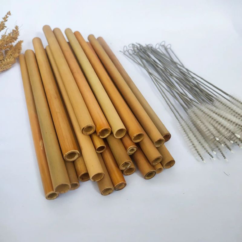 sedotan bambu + sikat pembersih