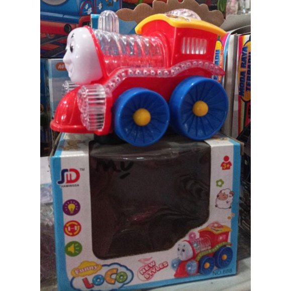 Kereta Thomas Merah