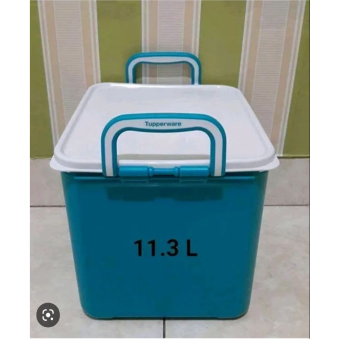 Wadah Kotak Biru jumbo