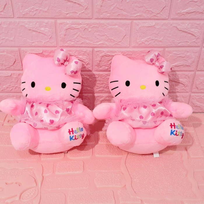 ✨ BISA COD ✨ Boneka Hello Kitty Winter M Yelpo Halus