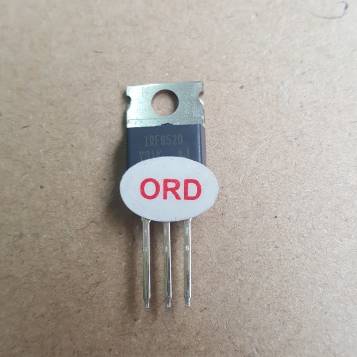 GN99 IRF9520 ORG IC / Transistor
