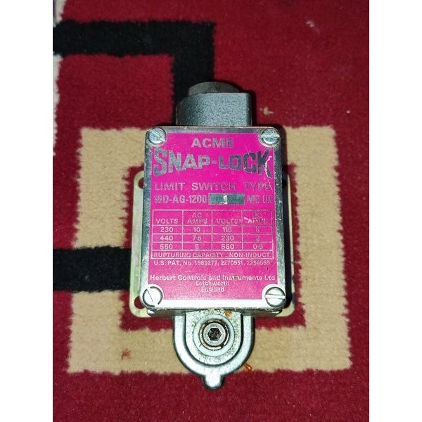 ACME Snap lock Limit switch 16D AG 1200