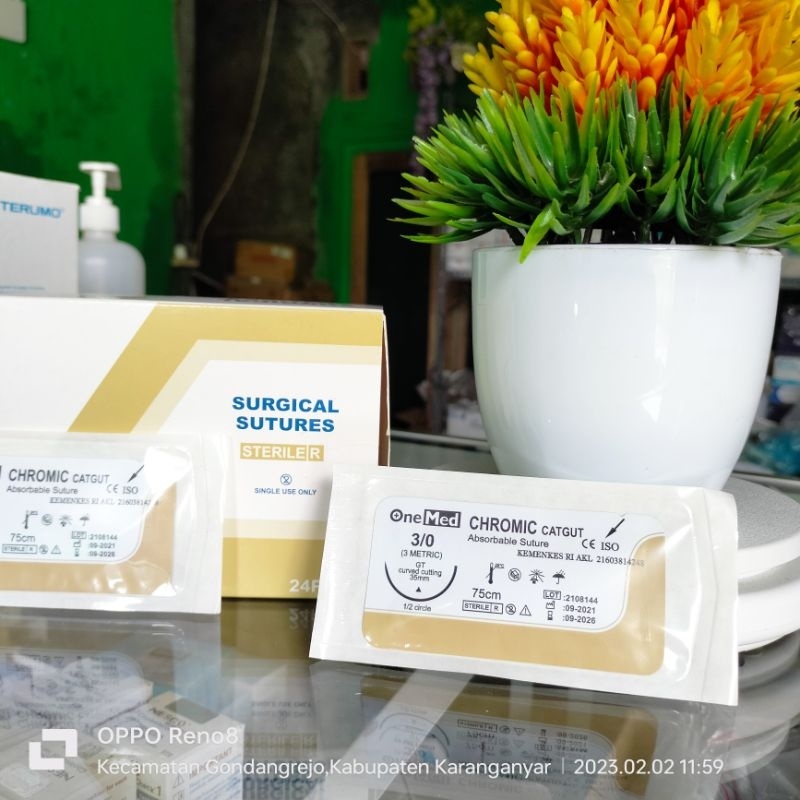 Catgut chromic OM+jarum