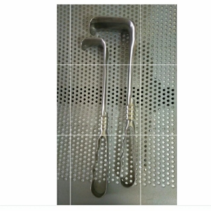 hug instrument
