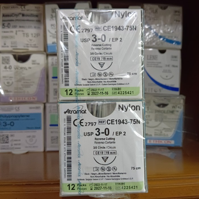 Atramat Nylon 3/0 ( nylon black non absorbable)