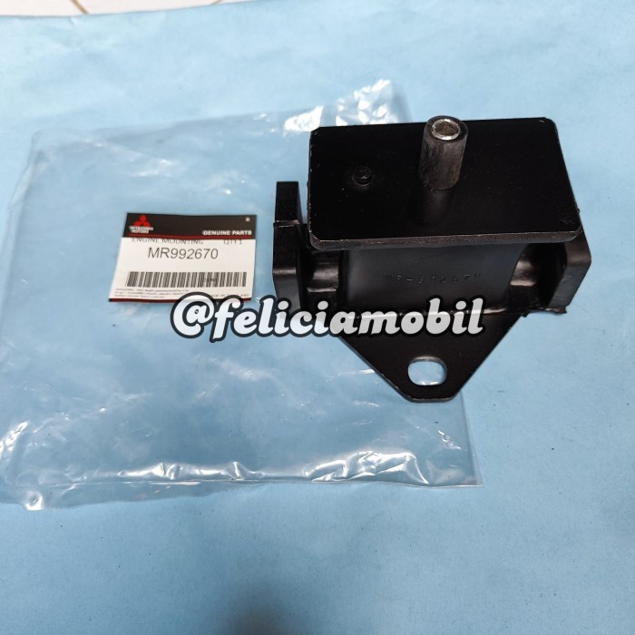Engine Mounting Triton MR992670