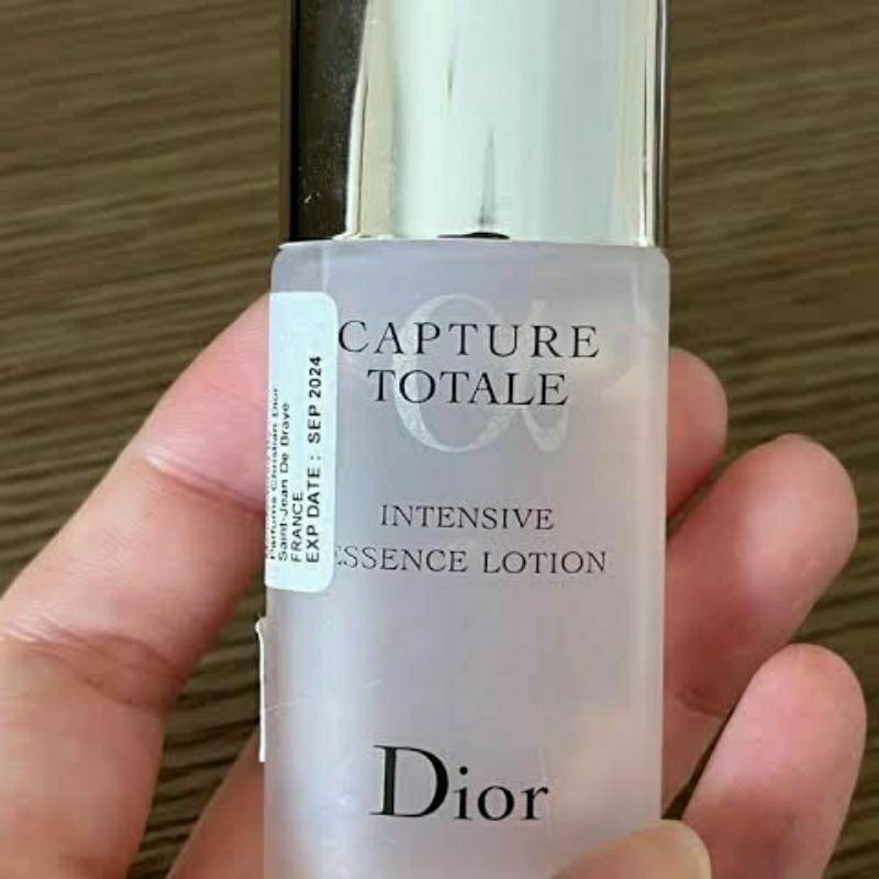 preloved Dior essence 15ml