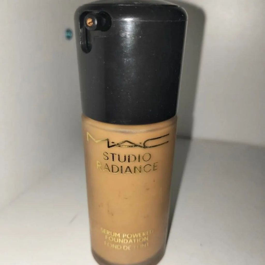 MAC Studio radiance serum foundation Preloved
