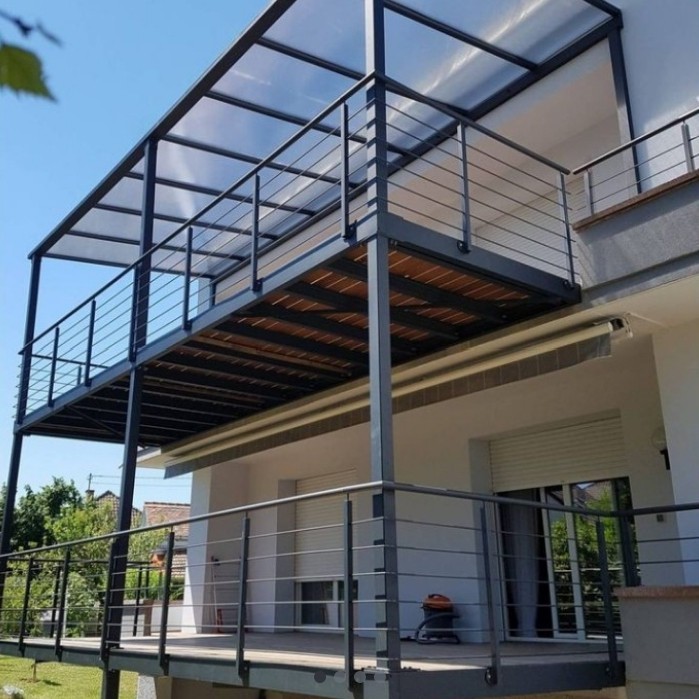 mezanin outdoor