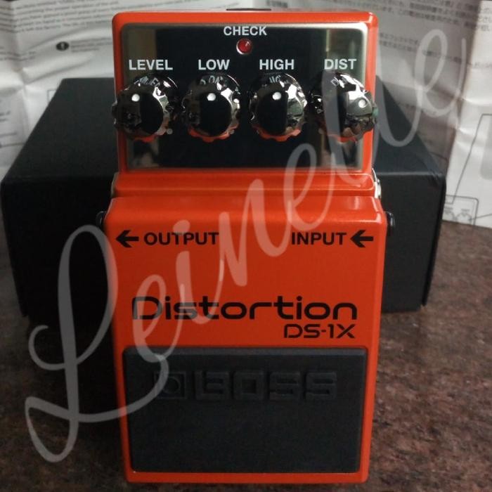 Efek Boss Distortion DS-1X