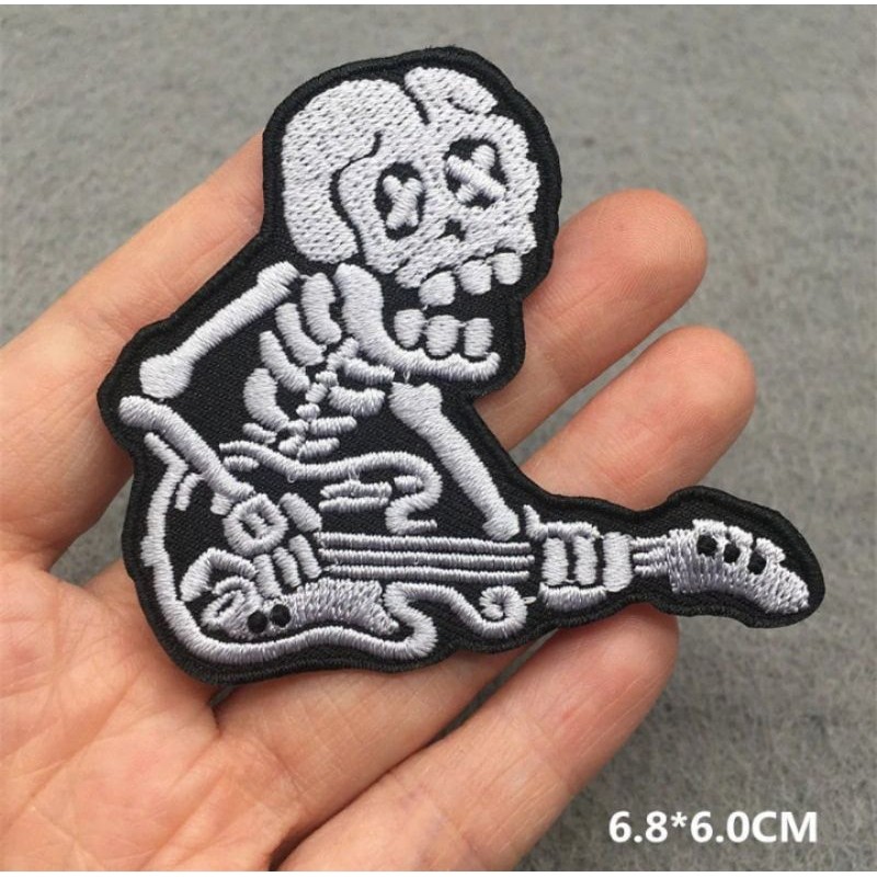 patch skull guitar