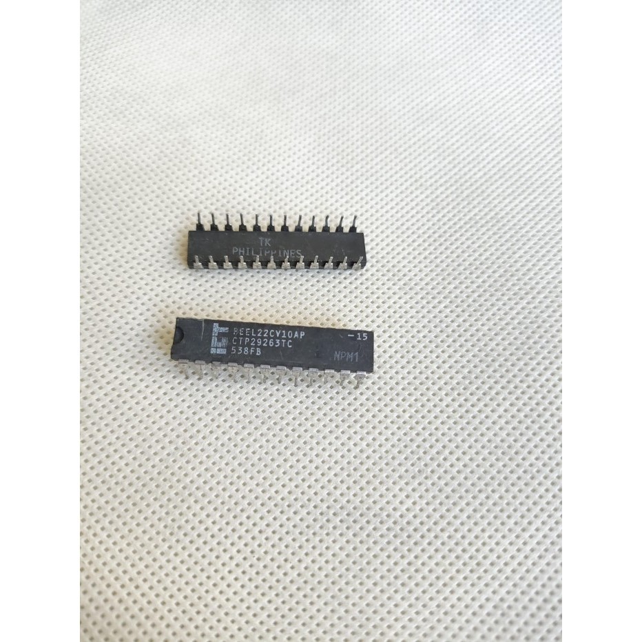 IC PEEL 22CV10AP
