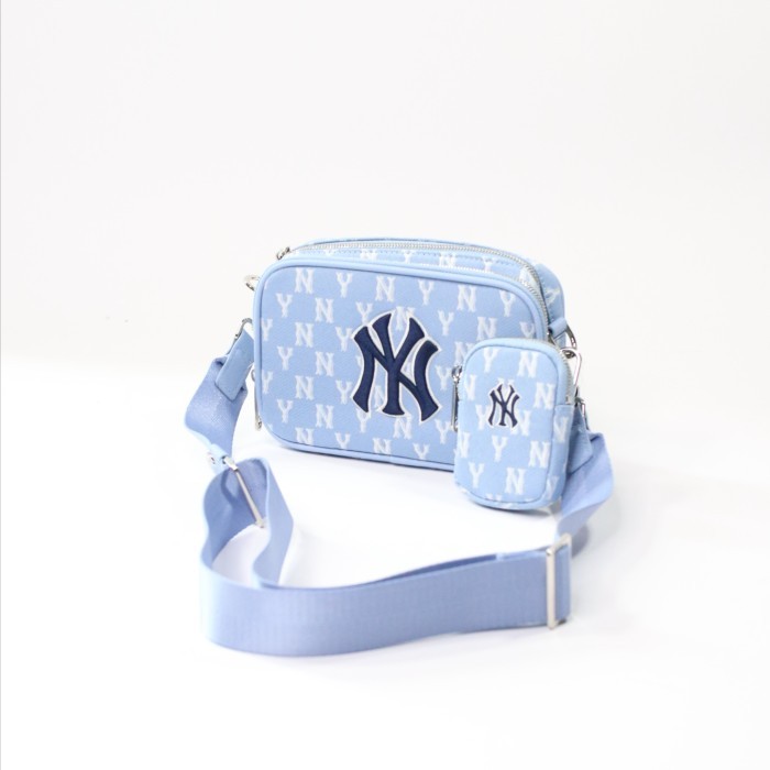 ✨W.H.Sw✨ - DISKON MLB BLUE MONOGRAM SLINGBAG