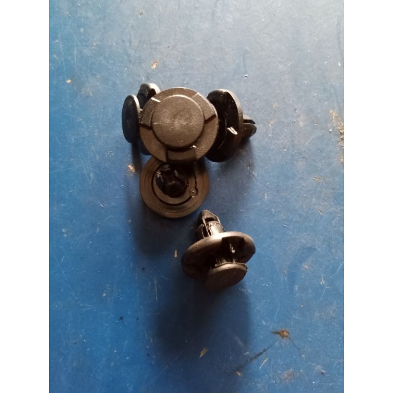 kencing plastik avanza bahan mantap