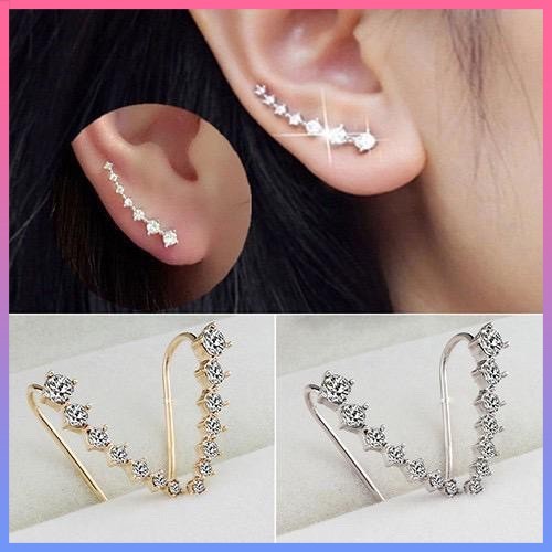 Anting Dengan Garis Comet Berlian