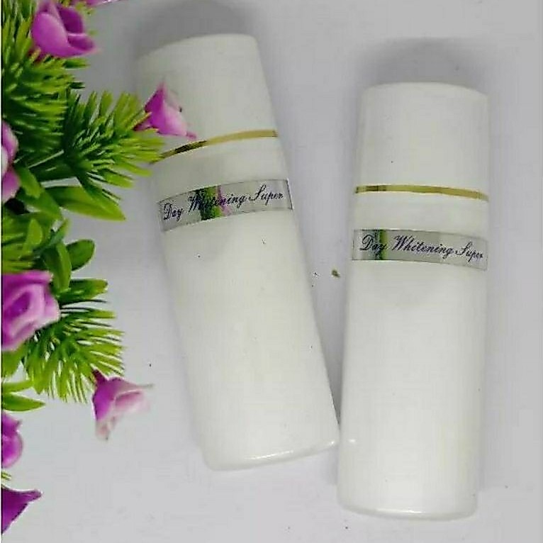 DAY WHITENING SUPER