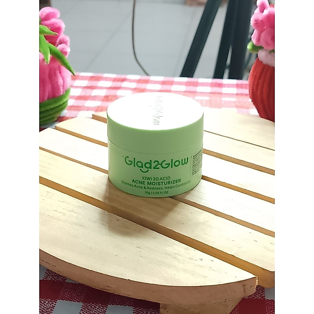 AcneMoisturizerGlad2Glow