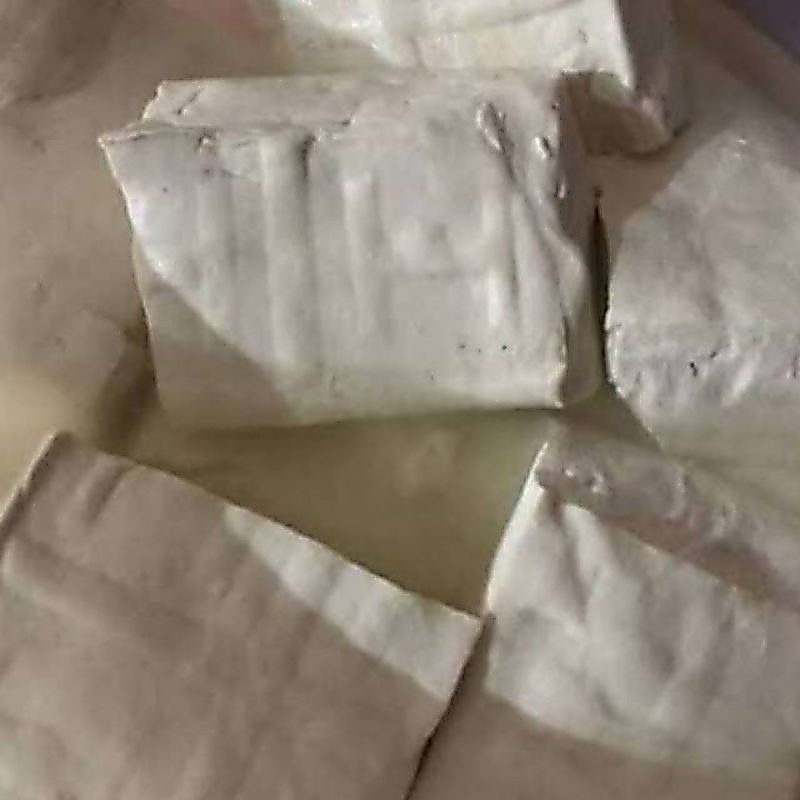 Tahu 8 potong