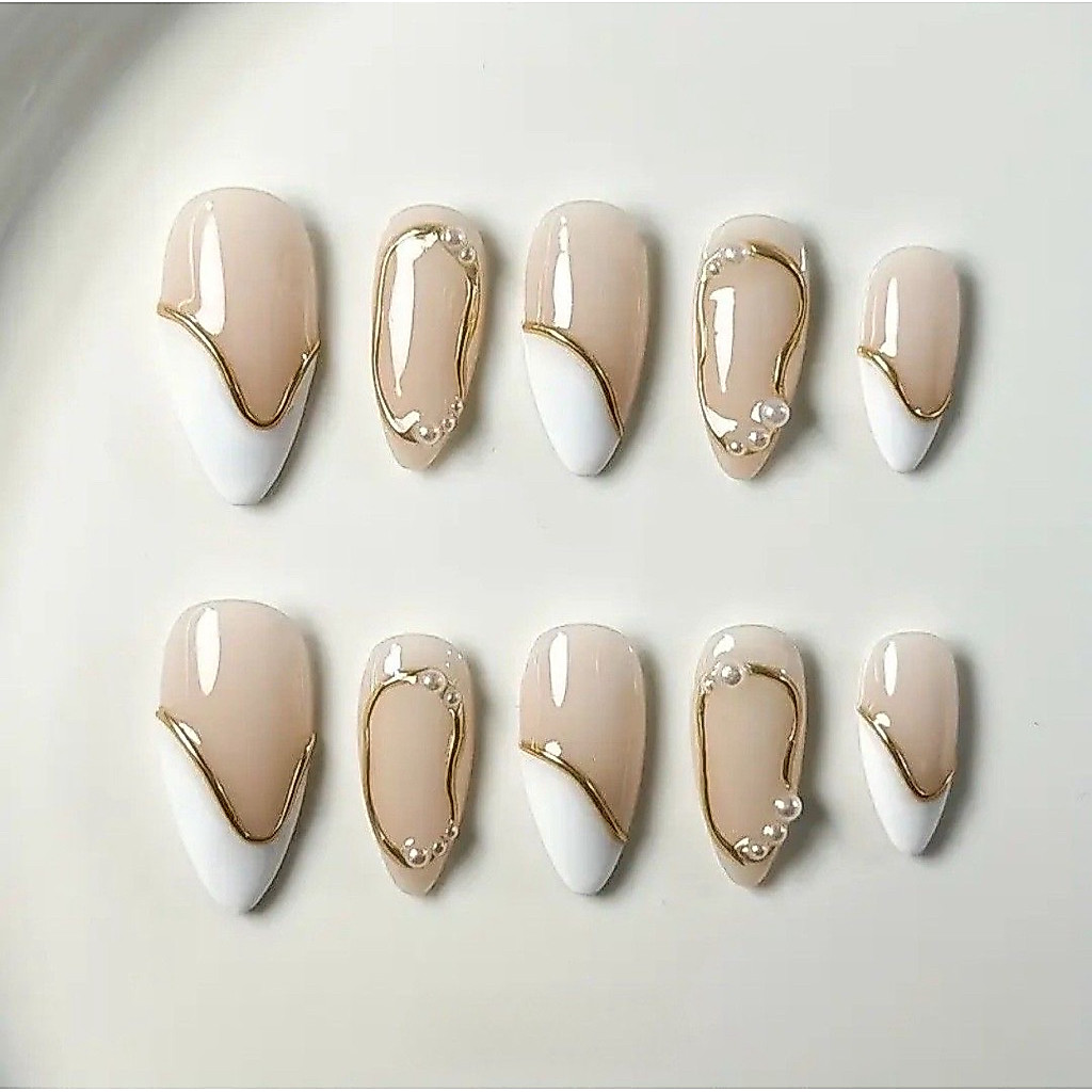 simple press on nails by:intan’nailss