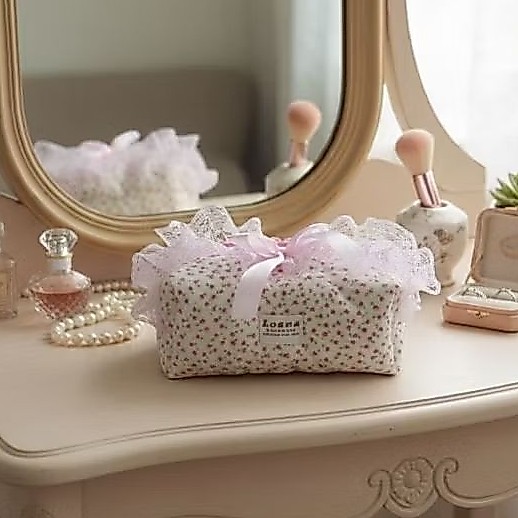 Coquetta Make up Pouch | Large & Maxi size