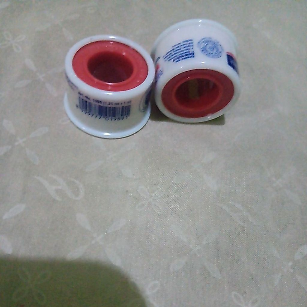 plester luka roll kecil