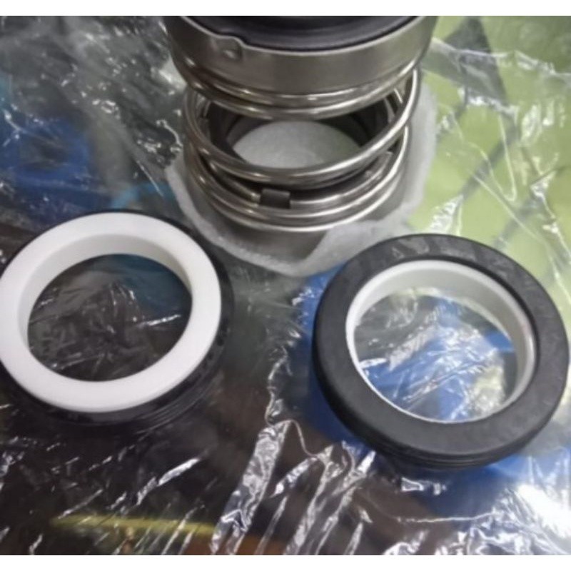 mechanical seal type 560 as 32
