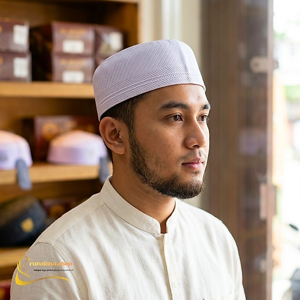 KOPIAH/PECI MADINAH