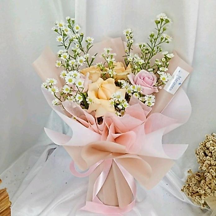 buket bunga mawar asli buket wisuda