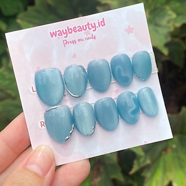 Press On nails cat eye biru