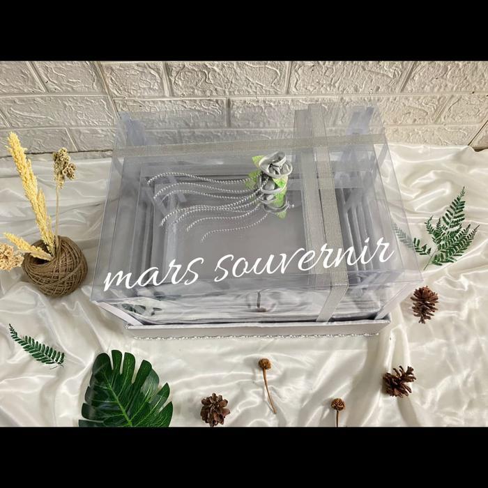 Box hantaran mika silver