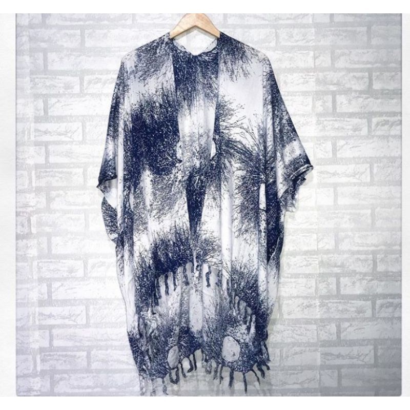 Outer tie dye Bali akar