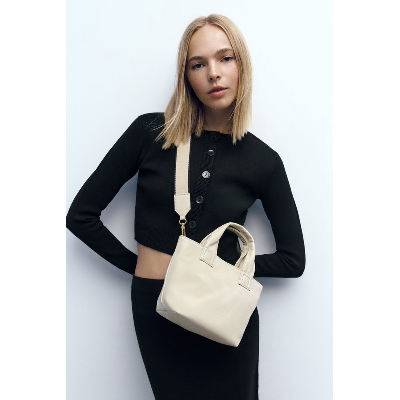 BAG 003 ZZ QUARTER