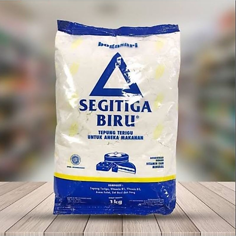 TEPUNG TERIGU SEGITIGA BIRU 1 KG