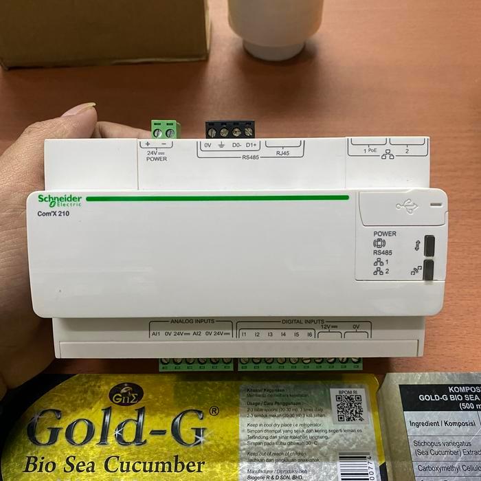 SCHNEIDER COM'X210 / EBX210 COMX210 ETHERNET DATA LOGGER