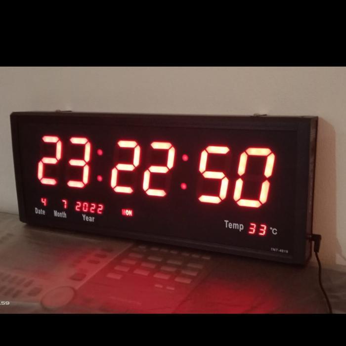 JAM DINDING DIGITAL LED TYPE TNT-4819.
