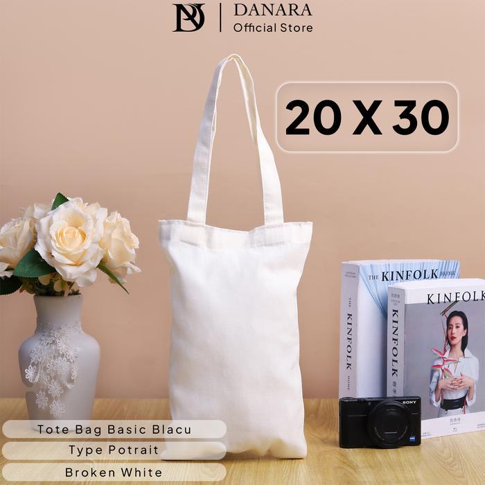 DANARA Tote Bag Basic Blacu Polos Type Potrait 20X30 - Broken White