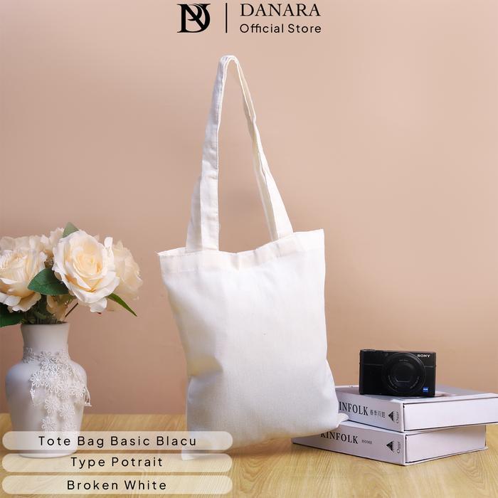 DANARA Tote Bag Basic Blacu Polos Type Potrait 25X30 - Broken White