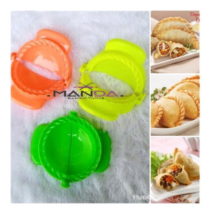 Cetakan pastel mini diameter 4 cm