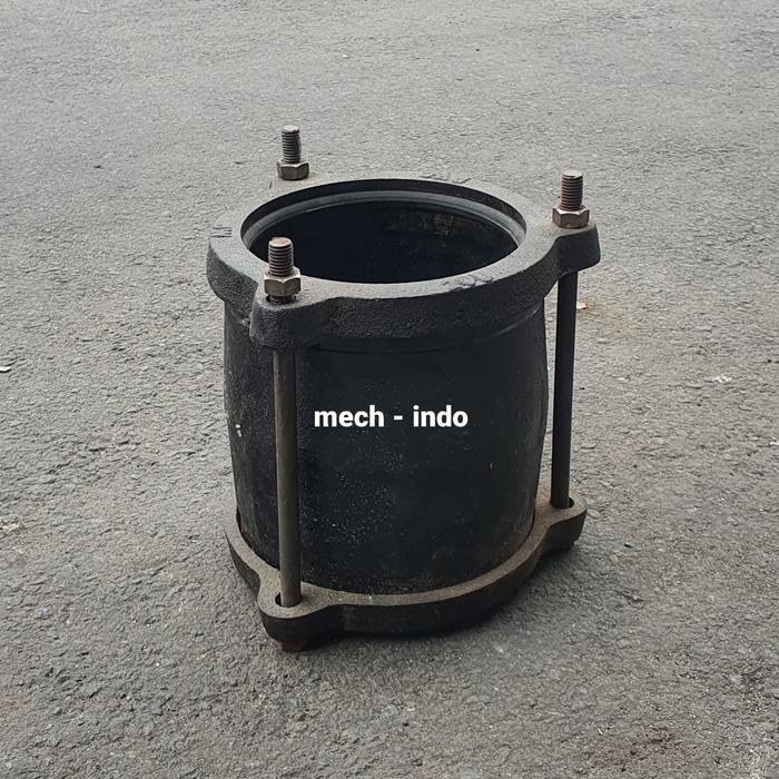 Giboult Joint Cast Iron 6"