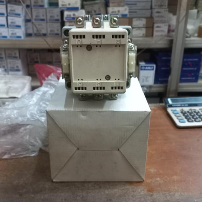 KONTAKTOR TYPE: CJ20-63 380VAC 3PHASE